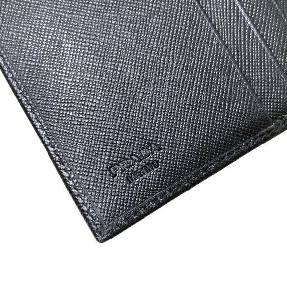 PRADA Black Leather Trifold Wallet 194-081025 - Picture 6 of 7